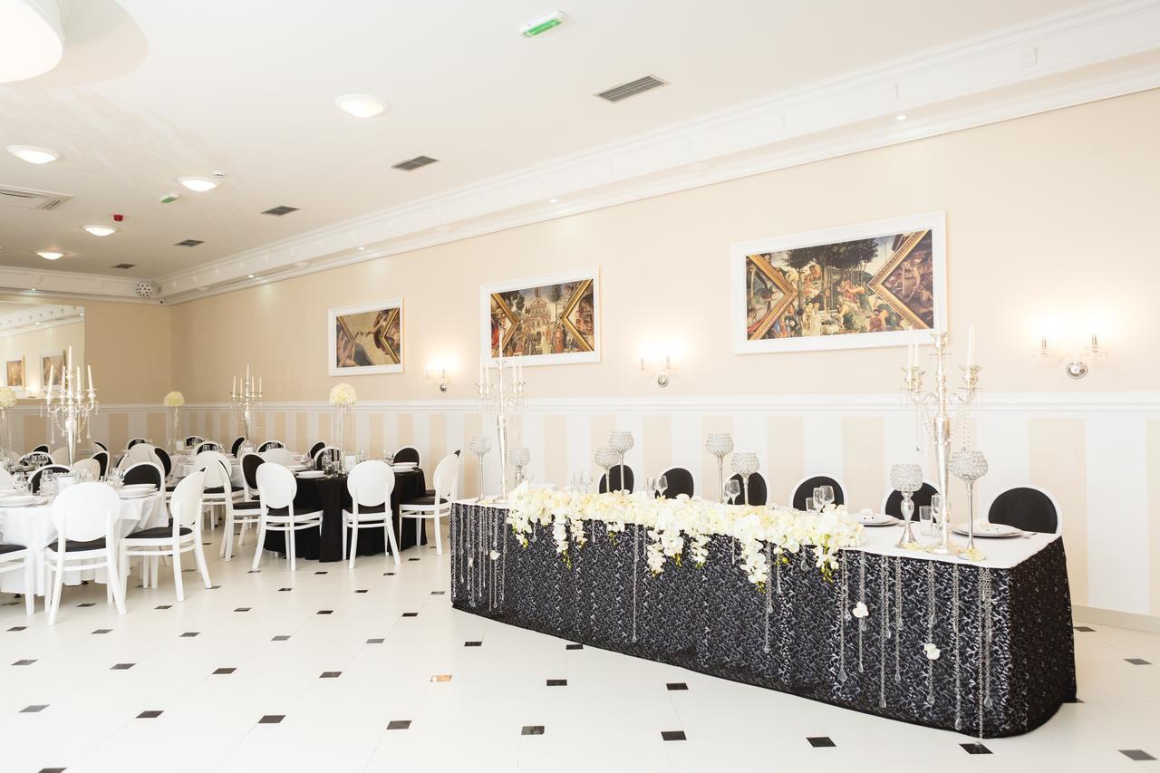 Villa Palace ノヴィ・サド エクステリア 写真